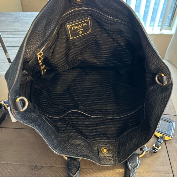 🔥SALE 🔥💎GUARANTEED AUTHENTIC PRADA Vitello Phenix Shopping Tote/MINT CONDITION 💎 - Picture 9 of 16